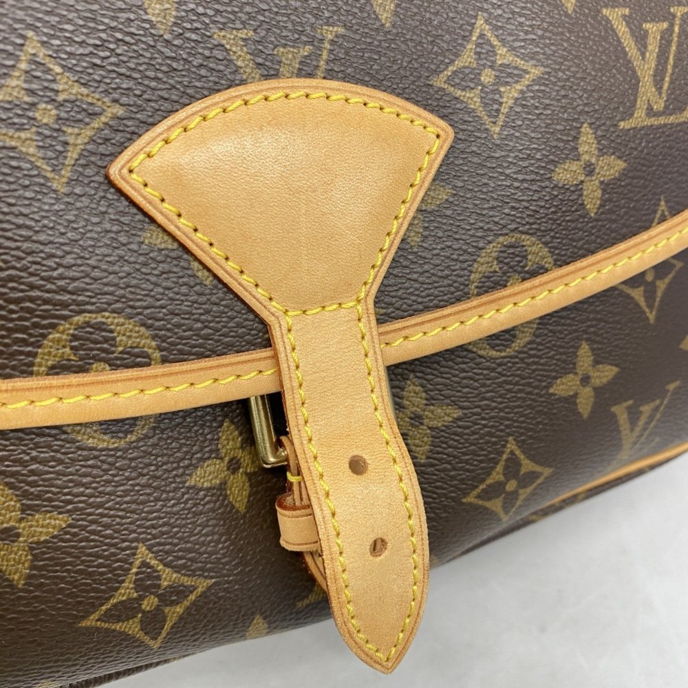 LOUIS VUITTON Brown Monogram Shoulder Bag - Picture 12 of 14